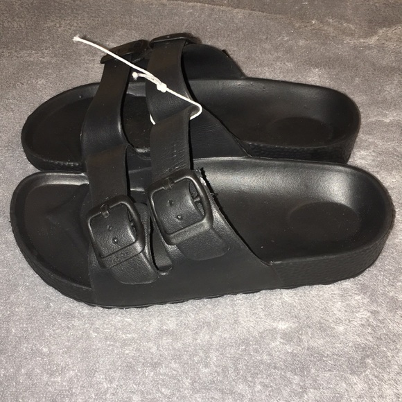 SOLD 🛑Dual Strap Black Sandals NWOT, Size 12 - Picture 3 of 4